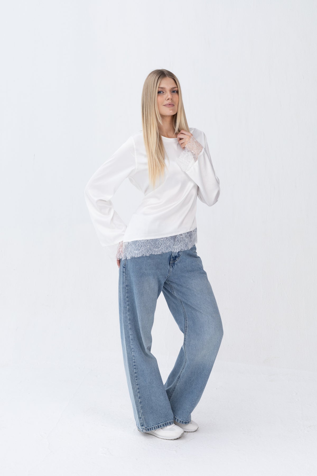 Blouse Satin With Lace