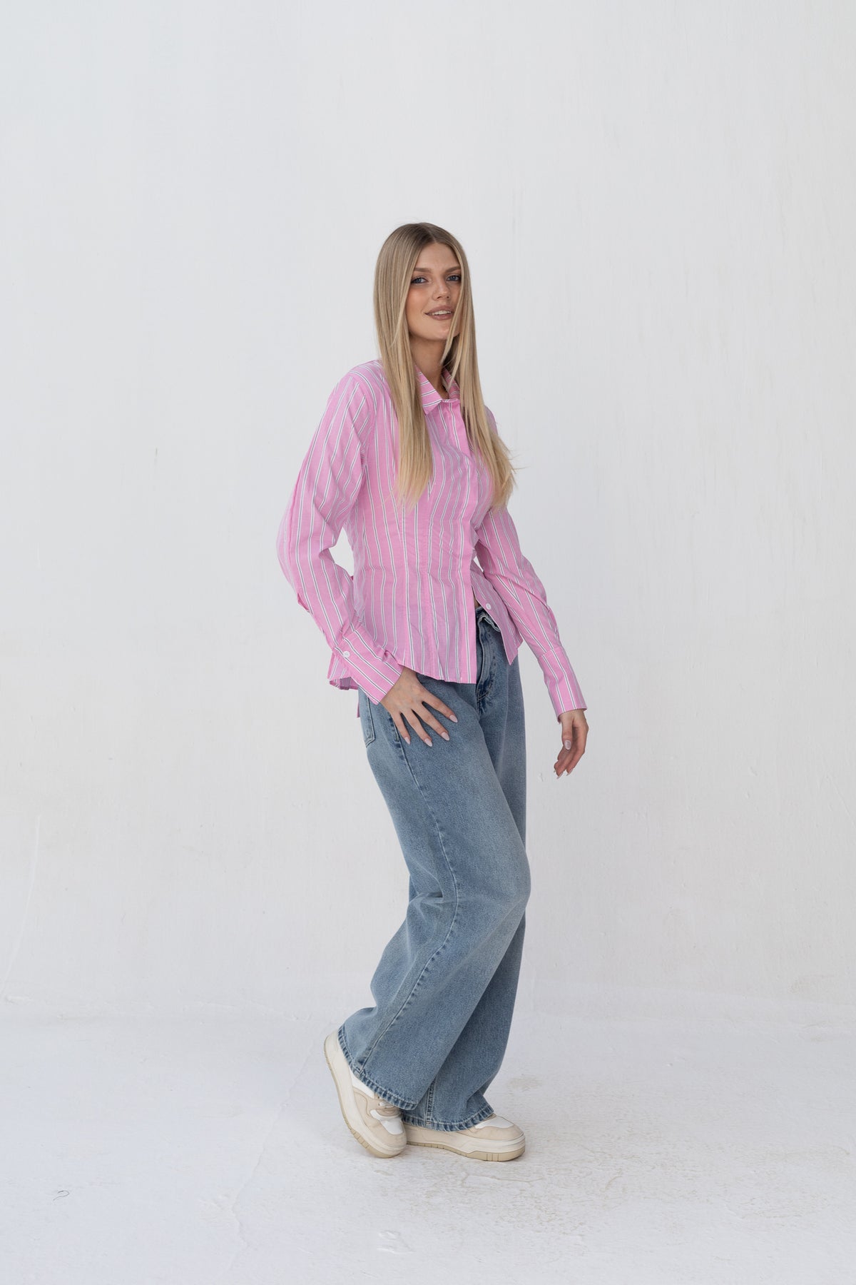 Bold Back Belt and Chest Pleats Shirt