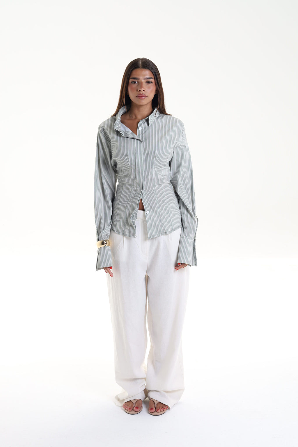 Pine Back Belt Cheast Pleats Shirt