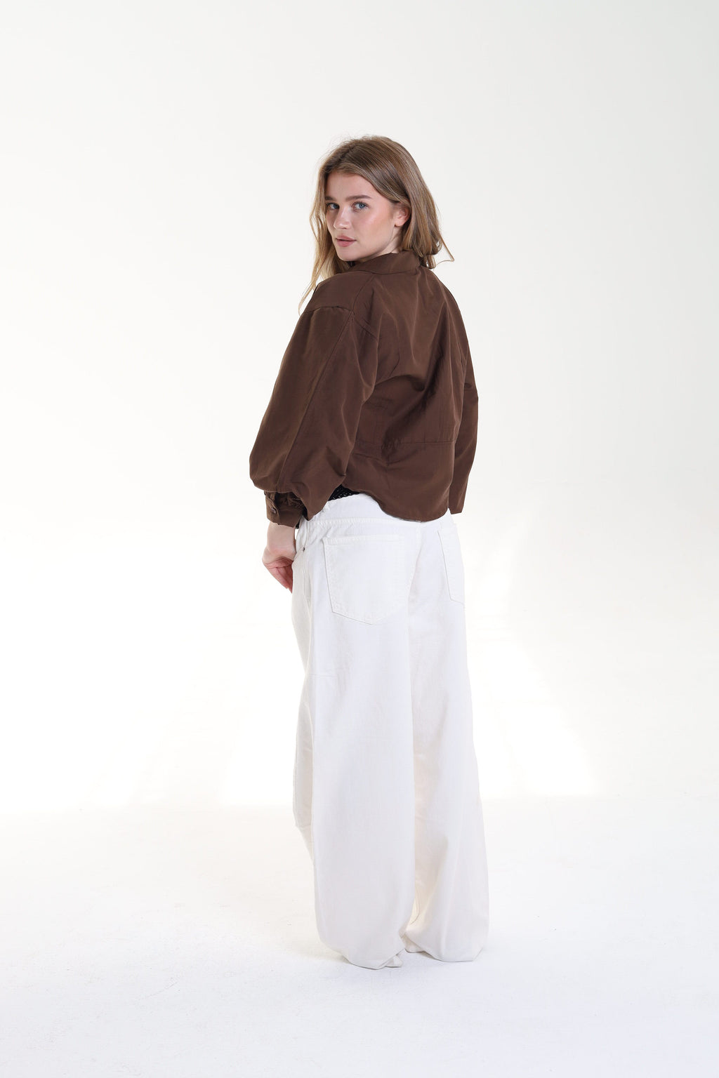 Cropped Balloon Sleeve Blouse