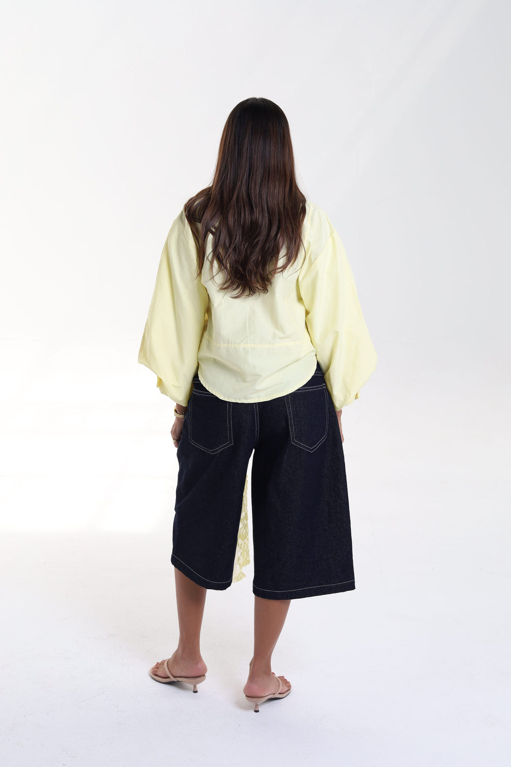 Cropped Balloon Sleeve Blouse
