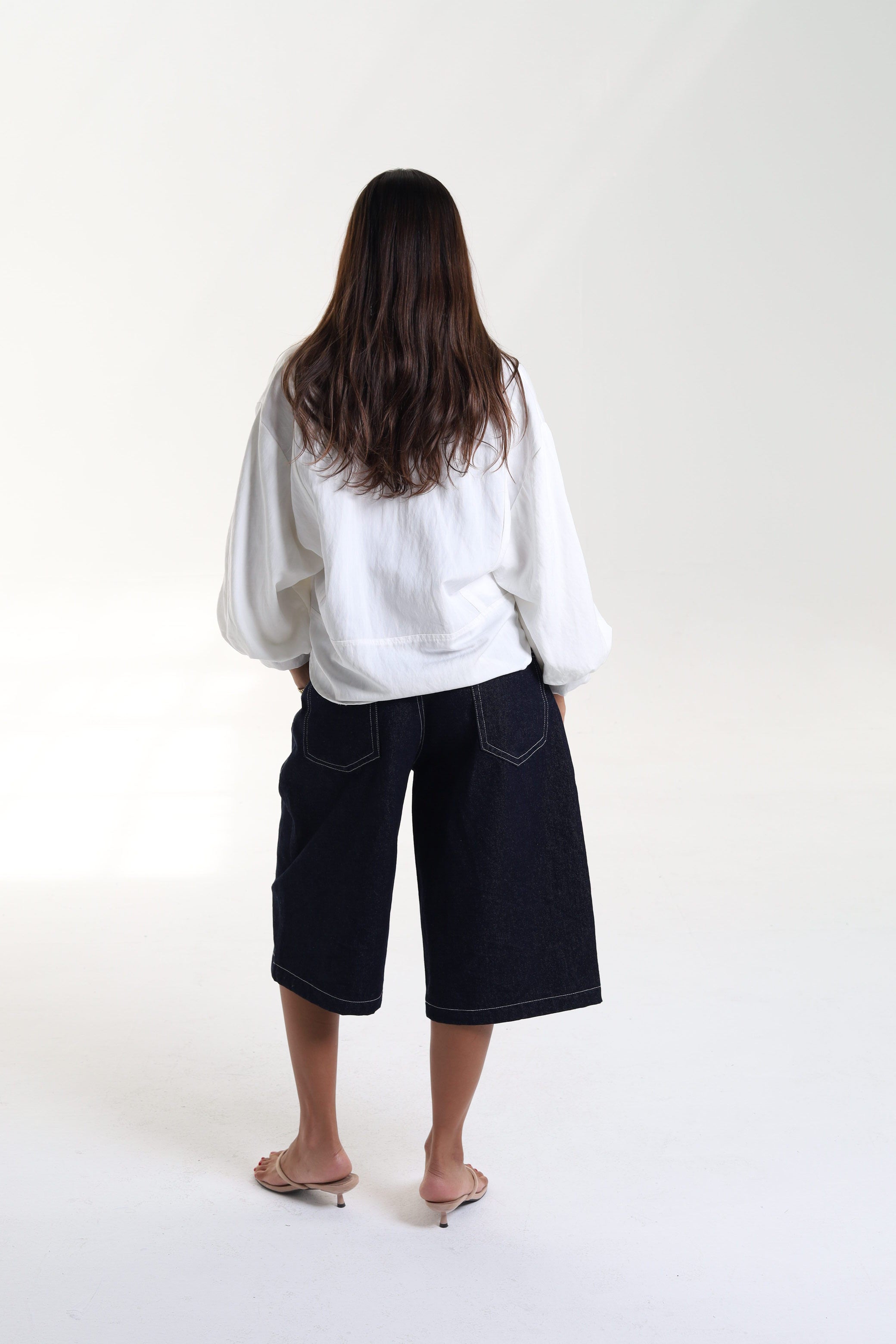 Cropped Balloon Sleeve Blouse